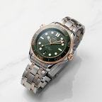 Luxury Green Dial Men's Analog Watch with Stainless Steel Bracelet